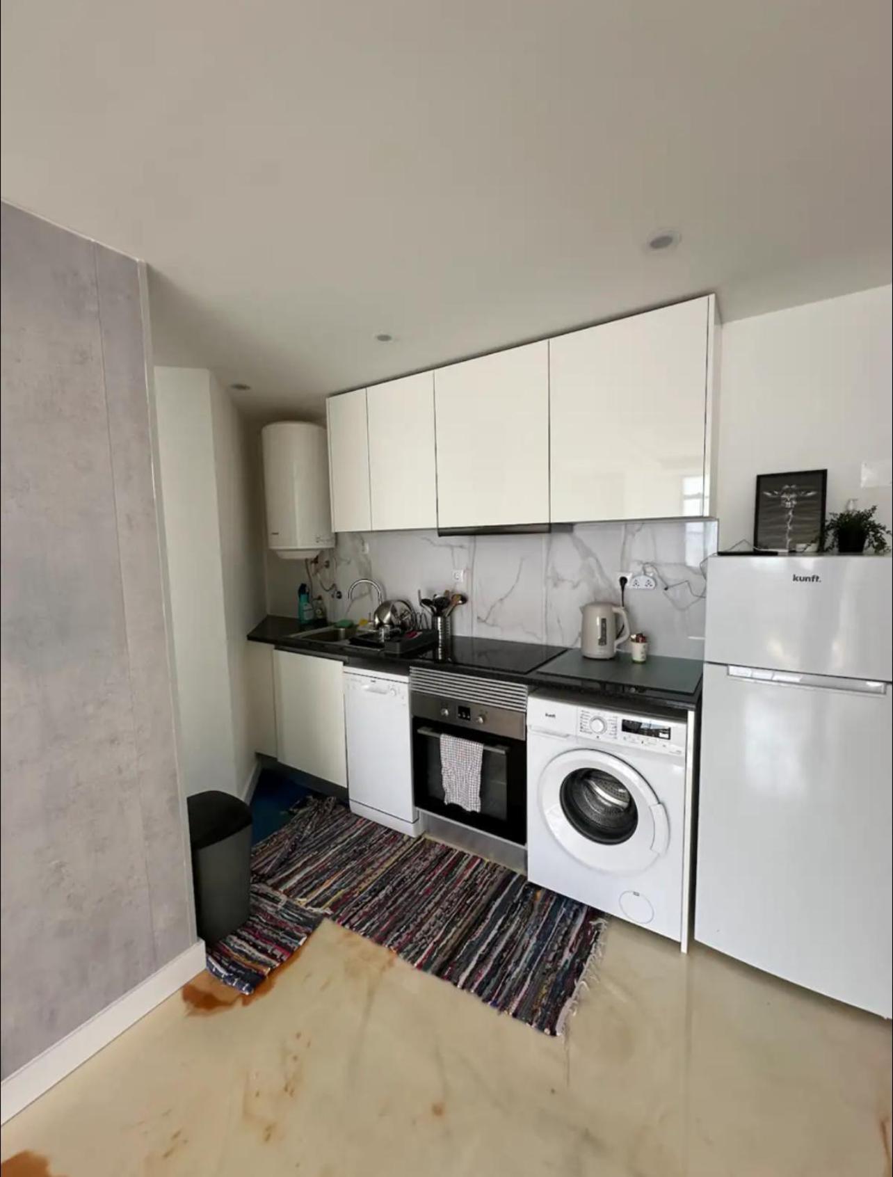 Sea View Apartment & 4 Minutes Walk To The Beach ปาโซ ดิ อาร์โคส ภายนอก รูปภาพ