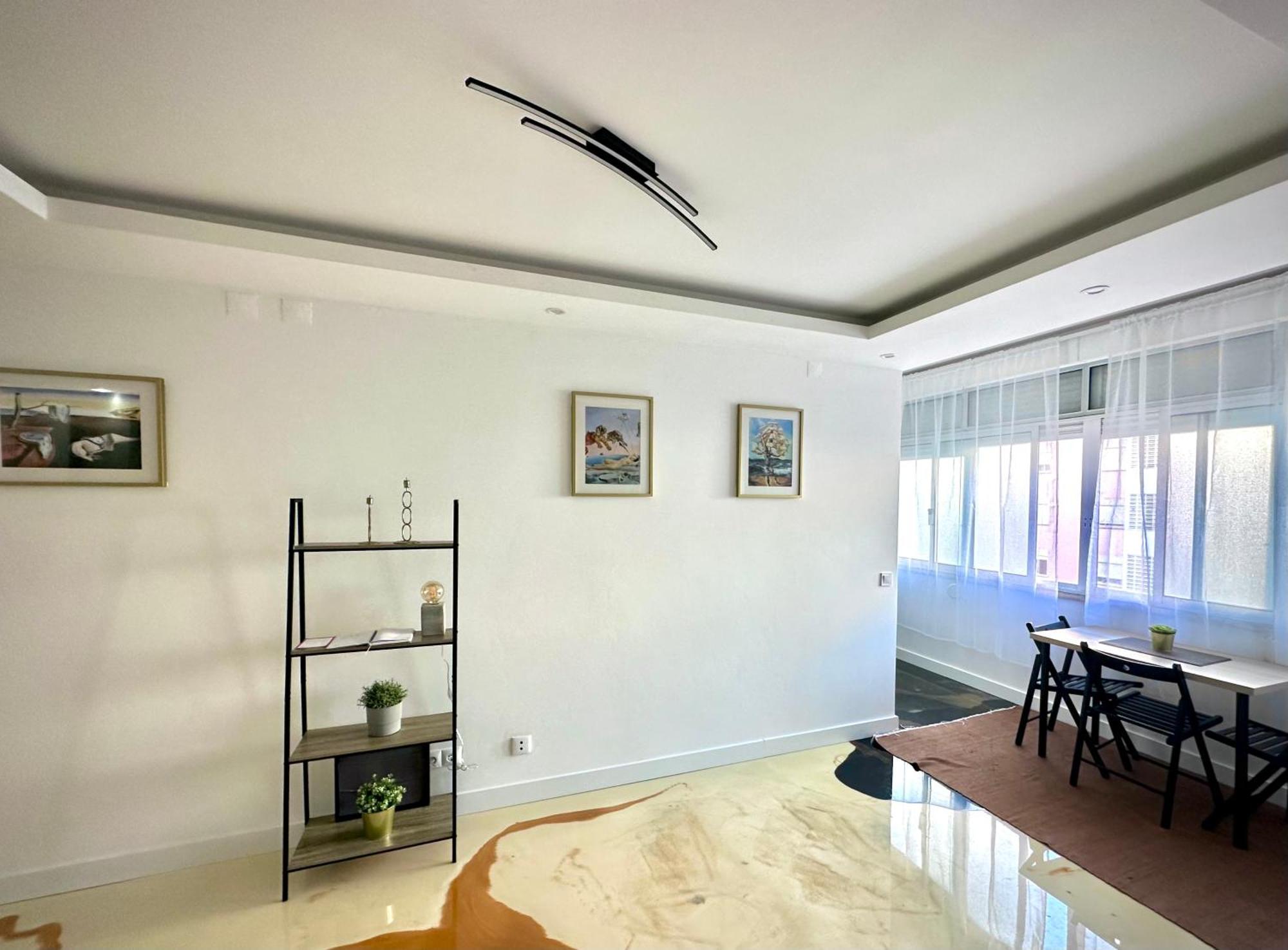 Sea View Apartment & 4 Minutes Walk To The Beach ปาโซ ดิ อาร์โคส ภายนอก รูปภาพ