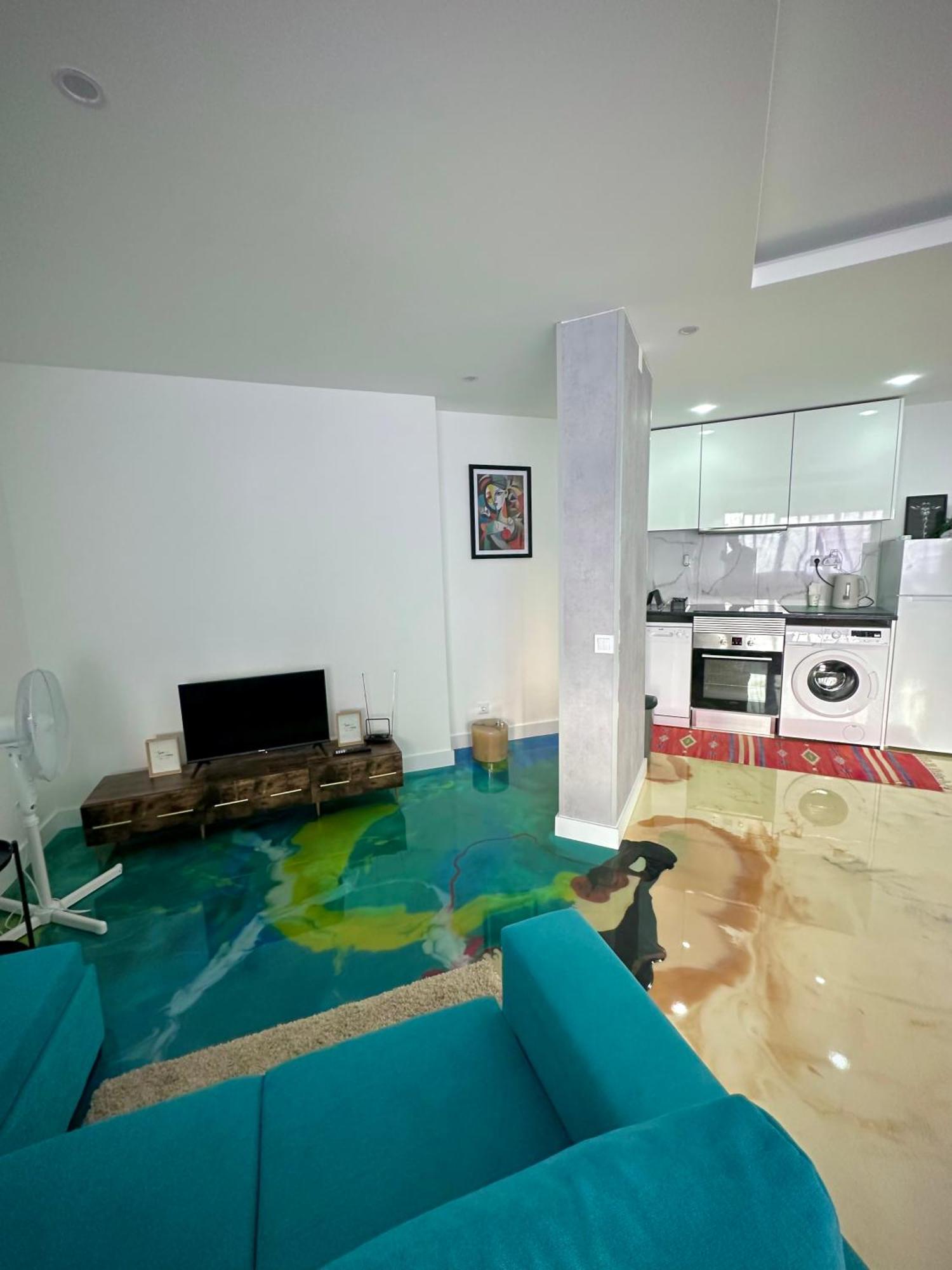 Sea View Apartment & 4 Minutes Walk To The Beach ปาโซ ดิ อาร์โคส ภายนอก รูปภาพ
